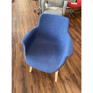 Sale 10 Abverkauf Moizi 42 Esszimmerstuhl Stoff blau